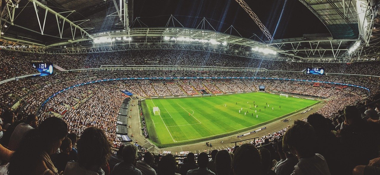 Kto pokaże mecze ligi angielskiej w sezonie 2022/2023?